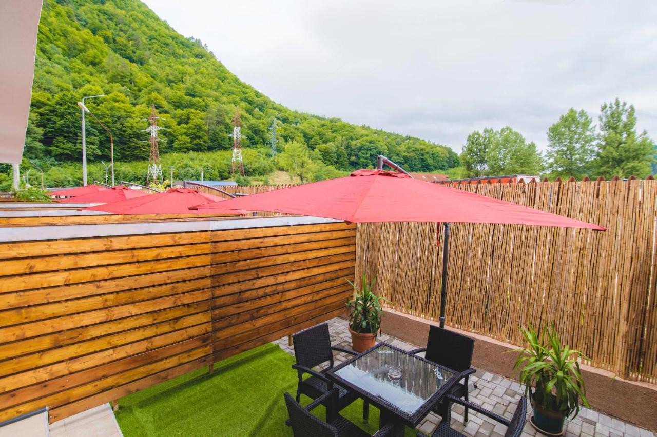 Class Hotel Brezoi